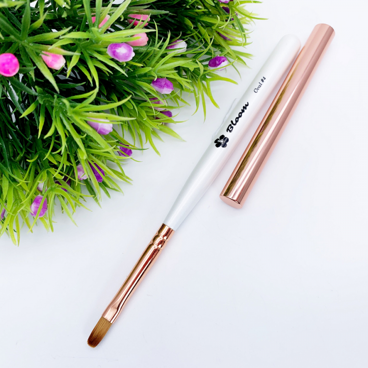 Кисть для маникюра с колпачком "Овал №4" длинный ворс, Bloom